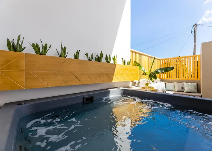 Lofts The Summer Village